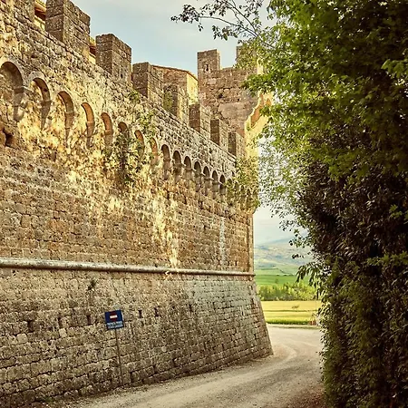 Il Mastio Di Spedaletto Pienza