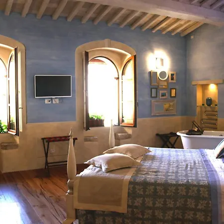 Bed & Breakfast Il Mastio Di Spedaletto 3*